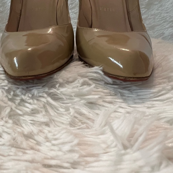 Christian Louboutin Decollete Patent Leather Heels/Pumps - Picture 5 of 16